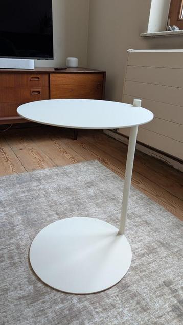 Nooma Ande Side Table - Piazza Beige beschikbaar voor biedingen