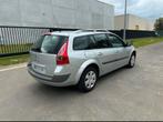 RENAULT MEGANE AUTOMAAT BENZINE GEKEURD, Euro 5, Zwart, 4 cilinders, Leder en Stof