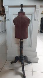 Antieke kleine paspop, Ophalen