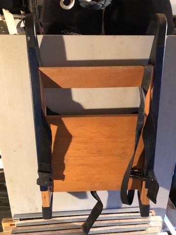 Réhausseur de chaise enfant, Kinderen en Baby's, Gebruikt, Inklapstoel, Gordel(s)