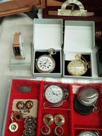 montres diverses, Handtassen en Accessoires, Horloges | Dames, Overige merken, Staal, Zo goed als nieuw, Leer