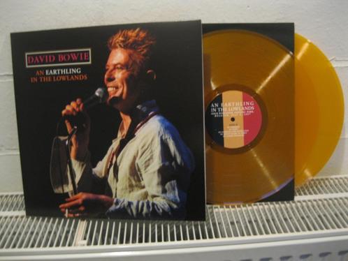 DAVID BOWIE - AN EARTHLING IN THE LOWLANDS - 2 lp color viny, CD & DVD, Vinyles | Hardrock & Metal, Enlèvement ou Envoi