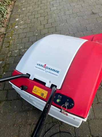 Veegmachine rcm alfa goede staat beschikbaar voor biedingen