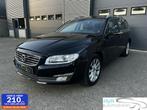 Volvo V70 2.0 T4 Inscription Edition, Auto's, Volvo, Gebruikt, Zwart, 4 cilinders, 1969 cc