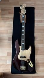 Squier jazz bass 40th anniversary Ruby Red Metallic, Muziek en Instrumenten, Snaarinstrumenten | Gitaren | Bas, Ophalen, Zo goed als nieuw