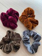 Scrunchies, Handtassen en Accessoires, Uiterlijk | Haarverzorging, Ophalen, Zo goed als nieuw