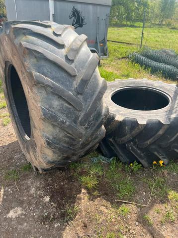 Tractorbanden 600/70r30 beschikbaar voor biedingen