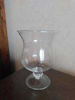 15 glazen vazen, Enlèvement