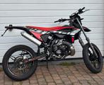Beta rr 50 superbiker 2022, Fietsen en Brommers, Overige merken, 6 versnellingen, Ophalen of Verzenden, Zo goed als nieuw