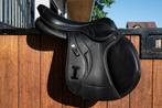Ikoniq Elite springsadel 17 inch, Dieren en Toebehoren, Ophalen, Zo goed als nieuw