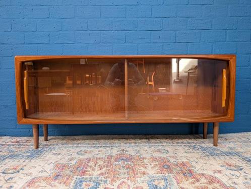 Vintage lowboard, Deens design van Dyrlund, jaren '60, Verzamelen, Retro, Huis en Inrichting, Ophalen