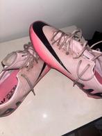 Nike voetbalschoenen roze, Ophalen, Zo goed als nieuw, Schoenen