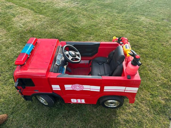 Zelfrijdende brandweerauto, Kinderen en Baby's, Speelgoed | Buiten | Accuvoertuigen, Gebruikt, Ophalen