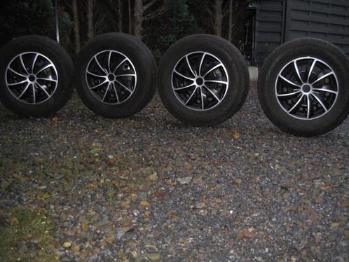 Kia Sportage - winterset 215/70 R16 100H, Auto-onderdelen, Banden en Velgen, Banden en Velgen, Winterbanden, 16 inch, 215 mm, Personenwagen