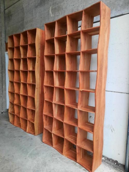 Boekenkast met organische vormen, Huis en Inrichting, Kasten | Boekenkasten, Zo goed als nieuw, 100 tot 150 cm, 200 cm of meer