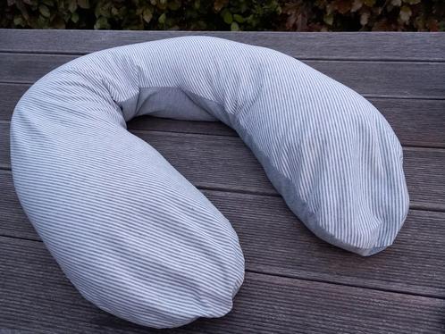Zwangerschapskussen/Babykussen 145 cm Doomoo grijs gestreept, Kleding | Dames, Zwangerschapskleding, Zo goed als nieuw, Grijs