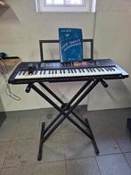 Keyboard Yamaha PSR-F51, Muziek en Instrumenten, Keyboards, Ophalen, Yamaha