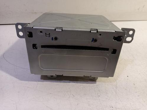 RADIO Opel Astra J Sports Tourer (PD8 / PE8 / PF8) (0167C), Auto-onderdelen, Overige Auto-onderdelen, Opel, Gebruikt