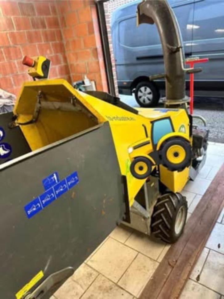 À vendre – Broyeur TS INDUSTRIE AUTO-TRACTÉ, Tuin en Terras, Hakselaars, Gebruikt, Benzine, Ophalen