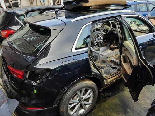 SPATBORD RECHTS ACHTER Audi Q3 (F3B) (01-2018/-), Auto-onderdelen, Carrosserie, Spatbord, Audi, Achter, Rechts, Gebruikt