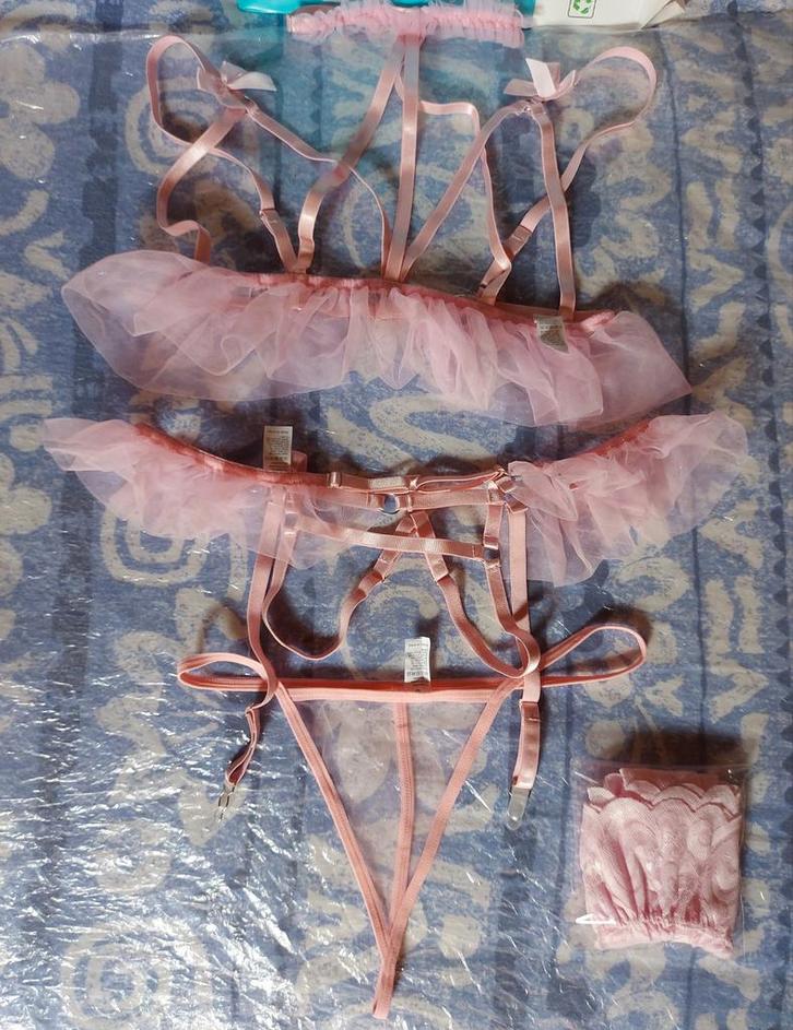 Lingerie coquine Neuf, Kleding | Dames, Ondergoed en Lingerie, String, Roze, Ophalen of Verzenden