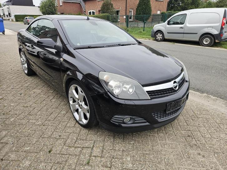 Opel Astra Cabrio 1.8 Benzine – Overname voertuig (2007), Auto's, Opel, Bedrijf, Te koop, Astra, ABS, Airbags, Airconditioning