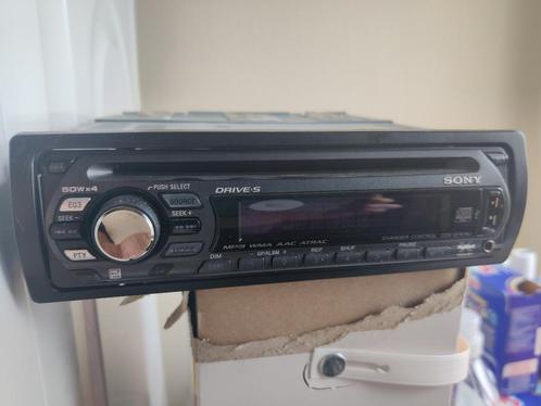 ② Autoradio Sony CDX-GT414U — Radios — 2ememain