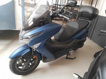 Scooter 125  Kymco