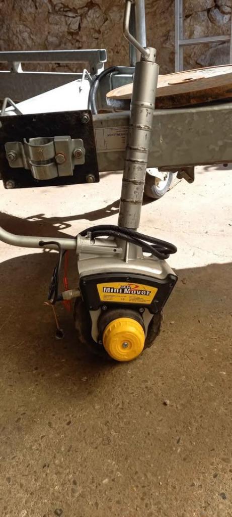 Roue jocket électrique., Watersport en Boten, Boottrailers, Gebruikt, Ophalen