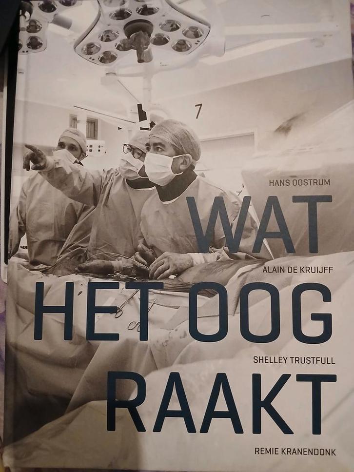 Wat het oog raakt. 100 foto's uit het HAGA ZIEKENHUIS. ZGAN, Boeken, Kunst en Cultuur | Fotografie en Design, Zo goed als nieuw