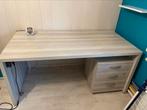 bureau met kastje op wielen, Ophalen, Zo goed als nieuw, Bureau