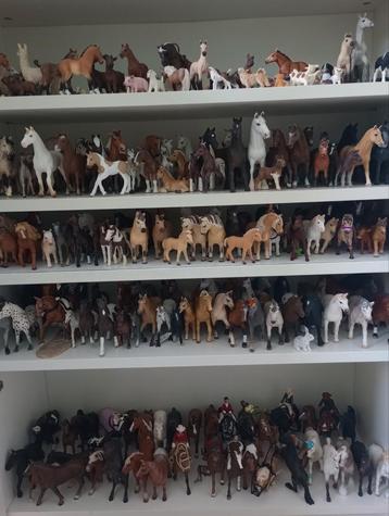 Schleich paarden beschikbaar voor biedingen