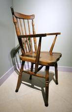10 stevige volhouten stoelen met armleuning., Antiquités & Art, Antiquités | Meubles | Chaises & Canapés, Enlèvement