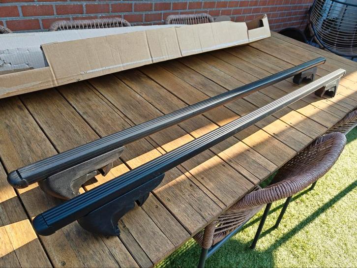 Originele Peugeot 2008 dakdragers, Auto diversen, Dakdragers, Zo goed als nieuw, Ophalen