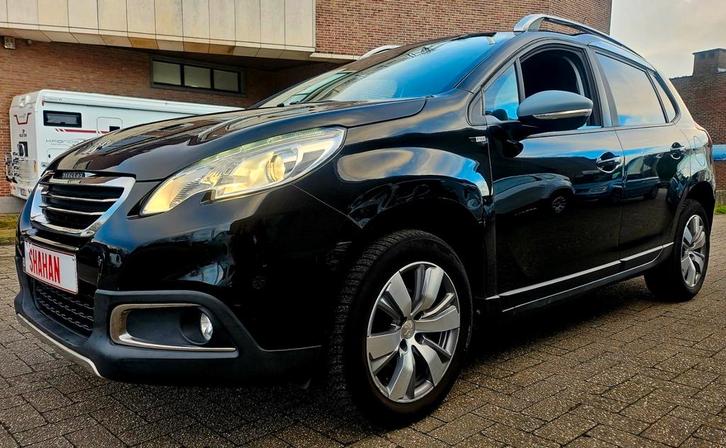 Peugeot 2008 1.2cc Benzine 2016 jaar 80 k kilometer, Auto's, Peugeot, Bedrijf, Te koop, 360° camera, 4x4, ABS, Airbags, Airconditioning