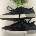 Zwarte herenschoenen maat 42 zo goed als nieuw!!, Kleding | Heren, Schoenen, Zwart, Ophalen of Verzenden, Zo goed als nieuw, Sneakers