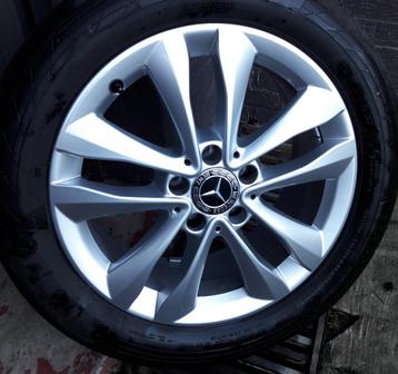 Mercedes C klasse W/S 205 originele 17 inch originele velgen beschikbaar voor biedingen