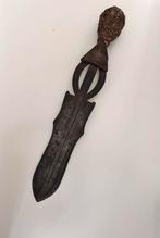 Doko N’GOMBÉ Kortzwaard privé collectie Matadi 1900, Verzenden