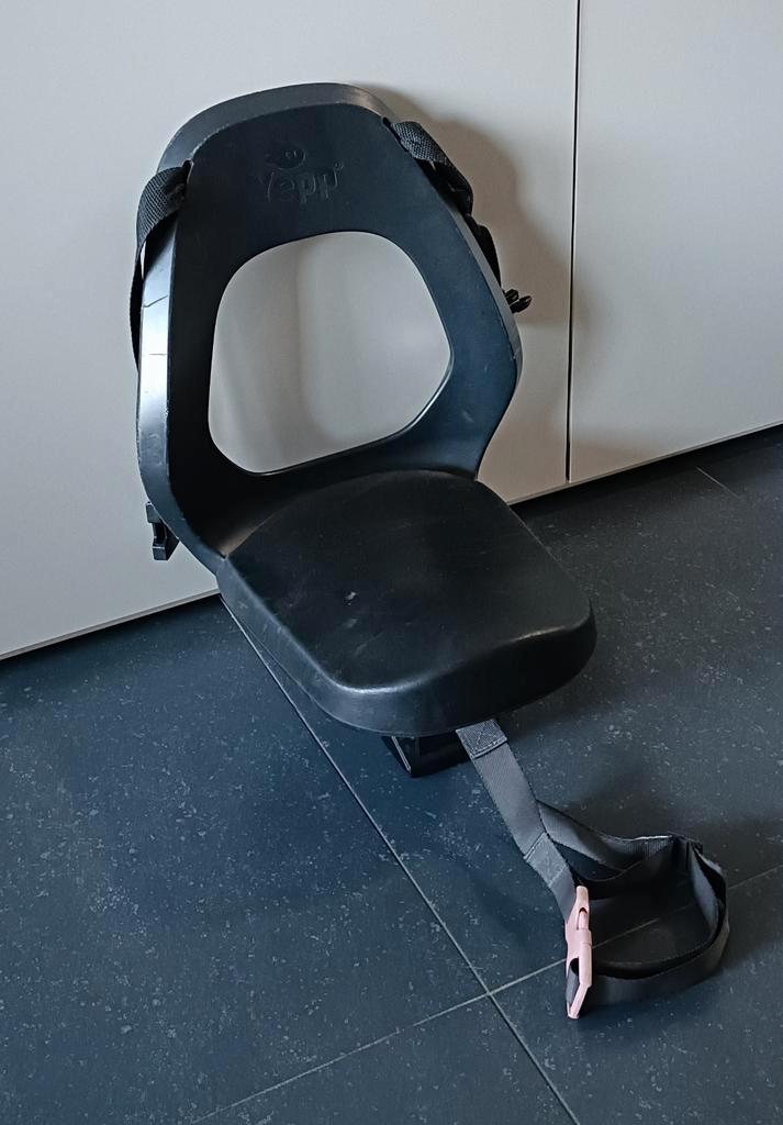 Yepp fietsstoeltje junior - easyfit, Fietsen en Brommers, Fietsaccessoires | Fietsstoeltjes, Gebruikt, Achterzitje, Ophalen