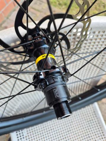 Paire de roues crossmax vtt 29 pouces état neuf beschikbaar voor biedingen
