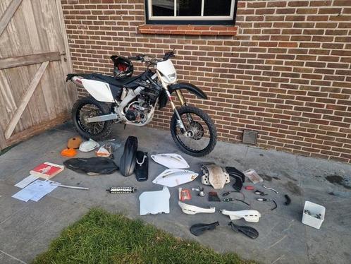 Honda crf250r CRF 250r black edition hm 250 STRAATLEGAAL, Fietsen en Brommers, Brommers | Honda, Ophalen