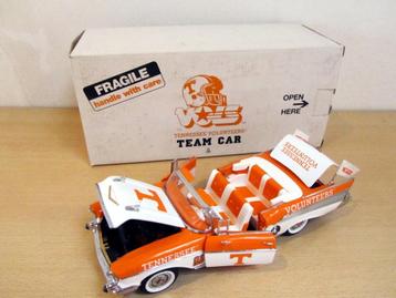 TENNESSEE VOLUNTEERS '57 Chevy Bel Air Team Car Danbury Mint beschikbaar voor biedingen