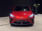 MG MG4 64 kWh Luxury, Auto's, Automaat, Gebruikt, 1675 kg, Elektrische ramen
