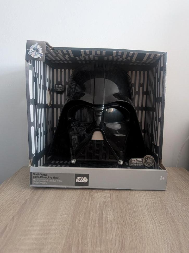 Nieuwe stemveranderende Star Wars-helm van Disney Darth Vade, Verzamelen, Star Wars, Zo goed als nieuw, Ophalen of Verzenden