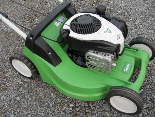Tondeuse autotractée  VIKING  MB 448 T , moteur B&S 4.5 CV , Tuin en Terras, Grasmaaiers, Zo goed als nieuw, Benzine-grasmaaier