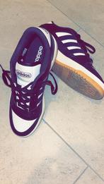 Adidas schoenen, Sport en Fitness, Basketbal, Ophalen, Zo goed als nieuw, Schoenen