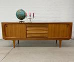 Deens vintage dressoir in teak, Antiek en Kunst, Ophalen