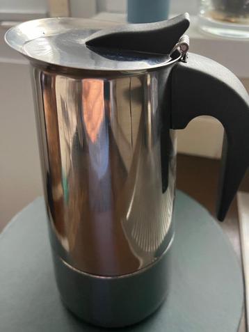 Cafetiera italiana beschikbaar voor biedingen
