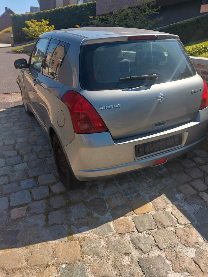 Suzuki Swift schadewagen, Auto's, Suzuki, Particulier, Swift, Diesel, 3 deurs, Handgeschakeld, Zilver of Grijs, Onderhoudsboekje