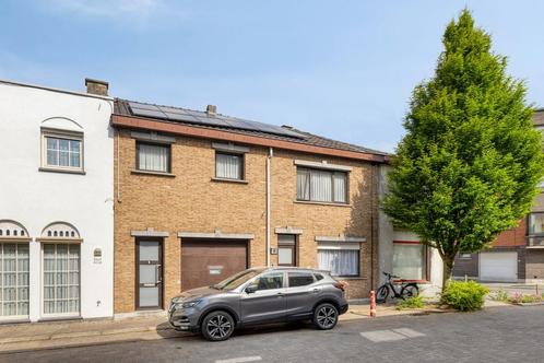 Woning te koop in Sint-Niklaas, 4 slpks, Immo, Huizen en Appartementen te koop, Vrijstaande woning, B